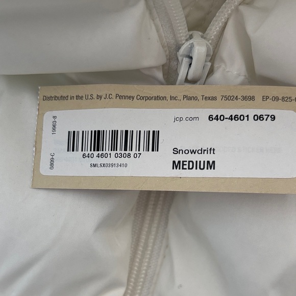 Arizona Jean Co. White Puffer Jacket with Removable Faux Fur Hood - Picture 6 of 6